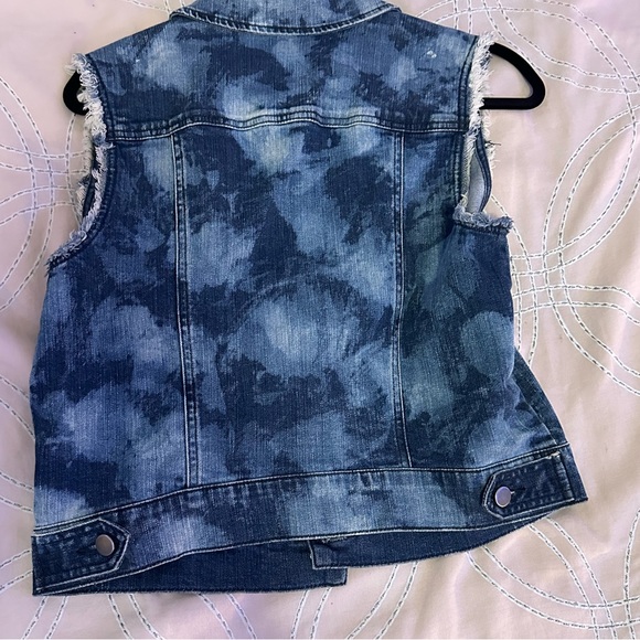 Cute Jean Jacket - Picture 3 of 5